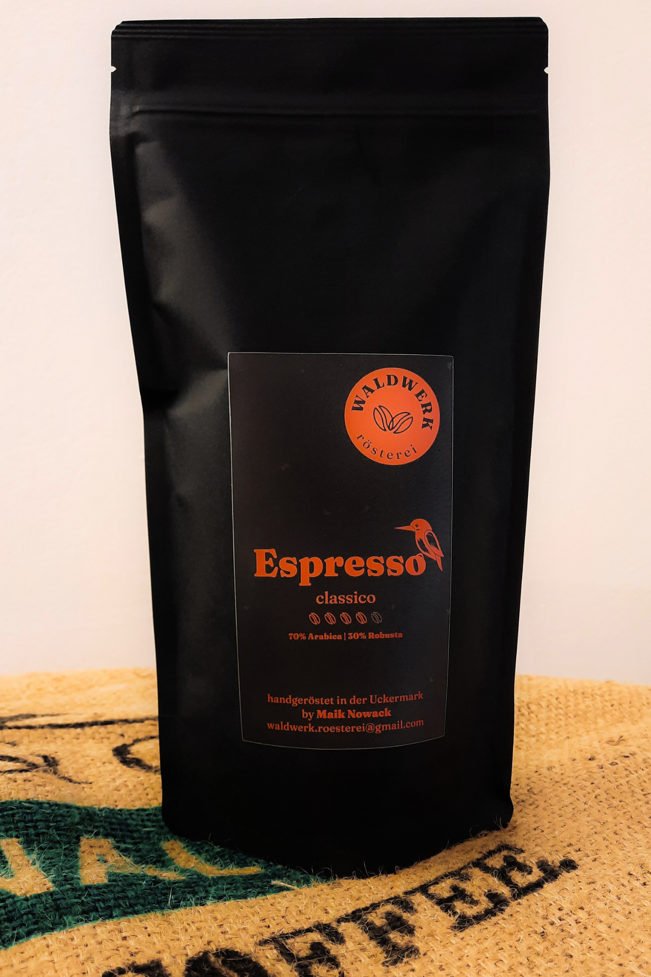 Espresso - Kaffebohnen - Geröstet in Lychen von der Waldwerk Rösterei